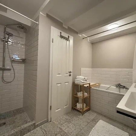 Work & Relax In 4* Maintal