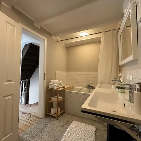 Work & Relax In Aparthotel