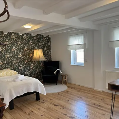 Aparthotel Work & Relax In 4*