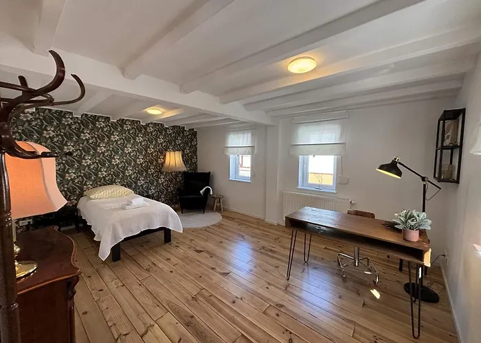 Work & Relax In 4* Maintal